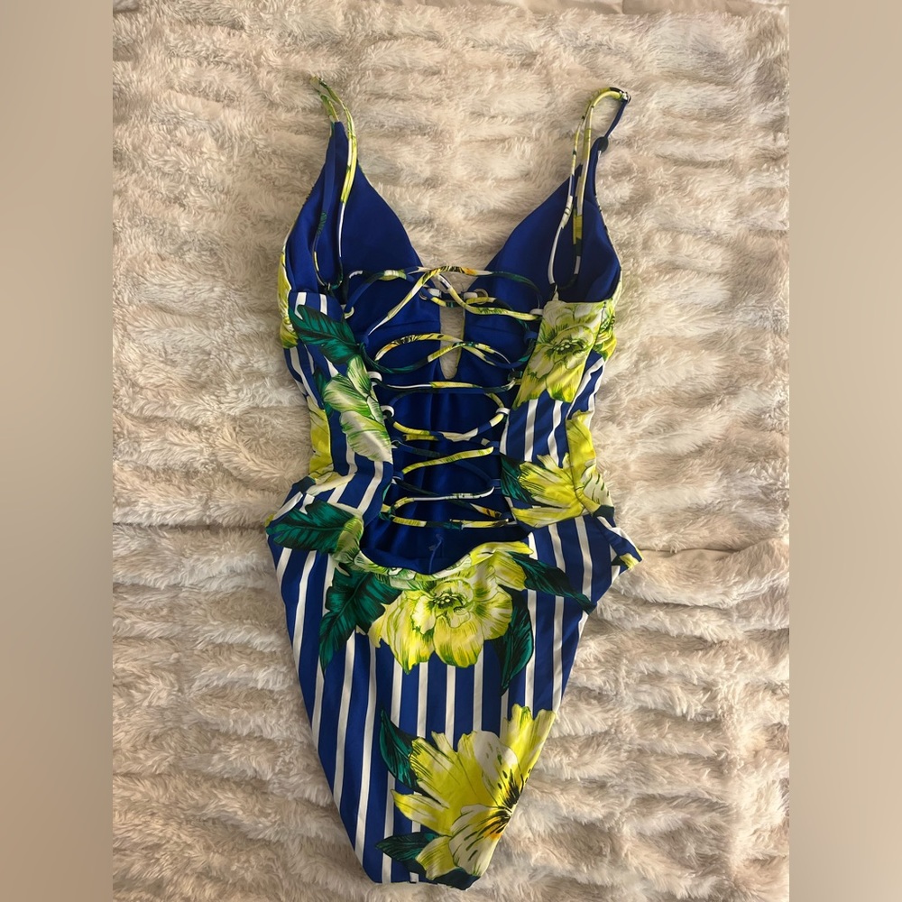 One piece swimsuit